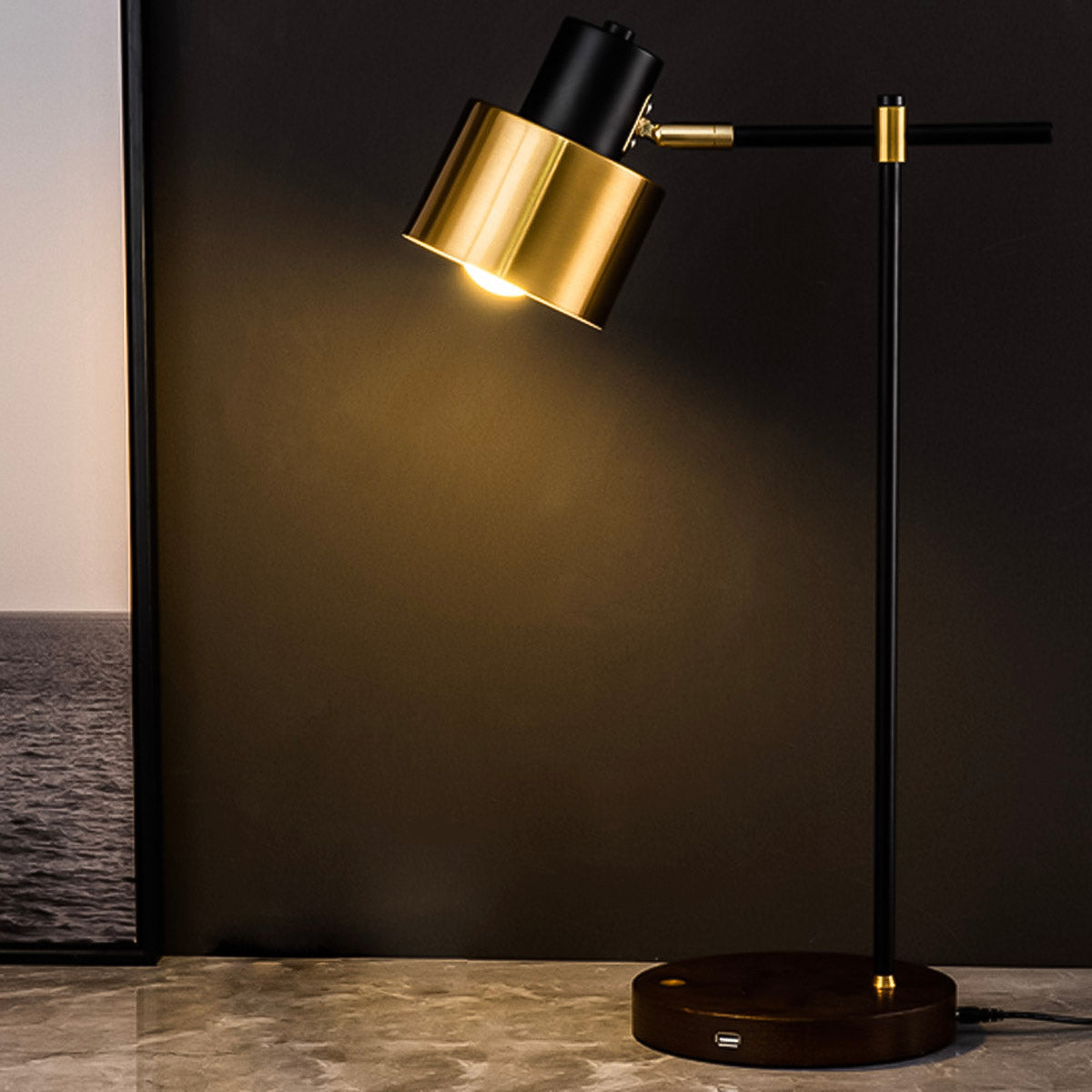 Modern Gold & Black Desktop Touch Lamp | LumiMuse