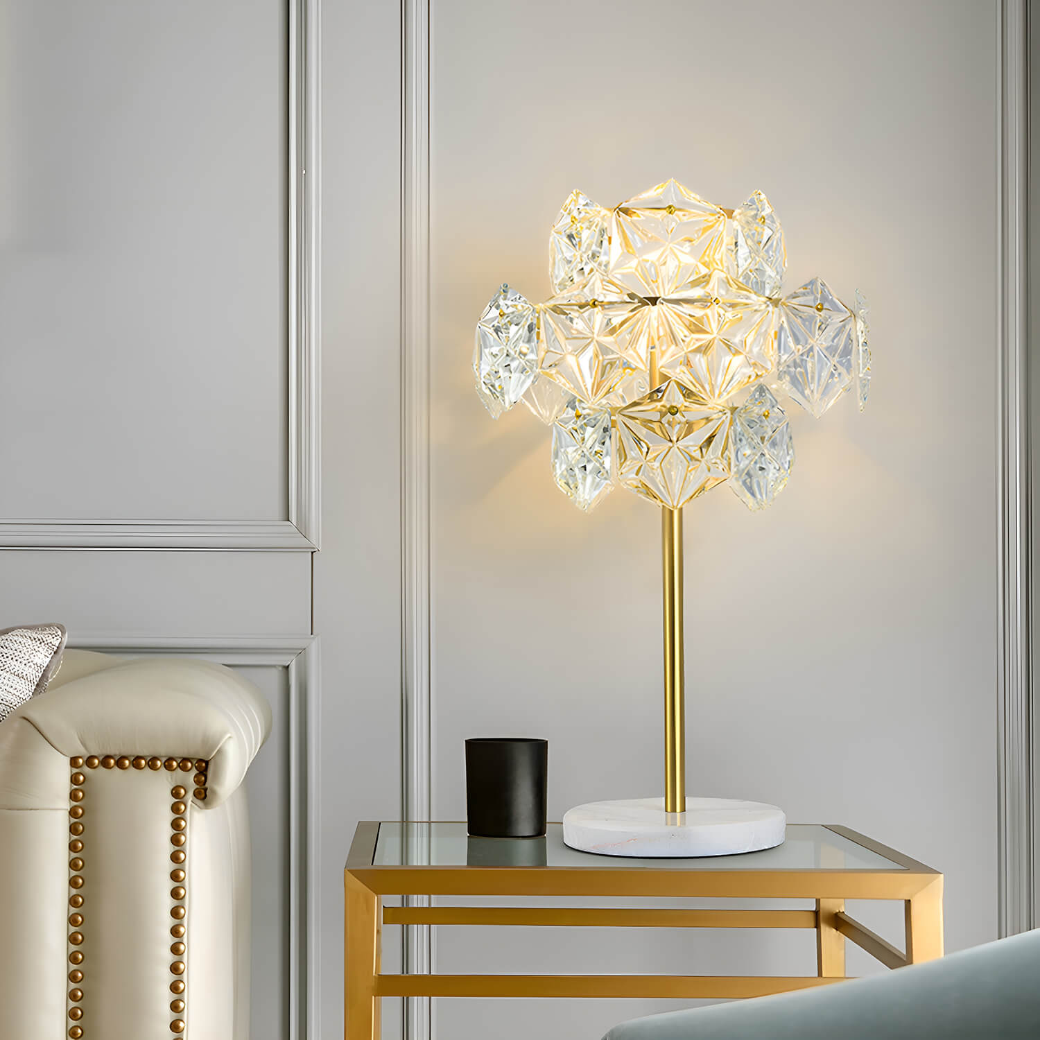 Modern Luxury Snowflake Crystal Shade Table Lamp | Lumimuse