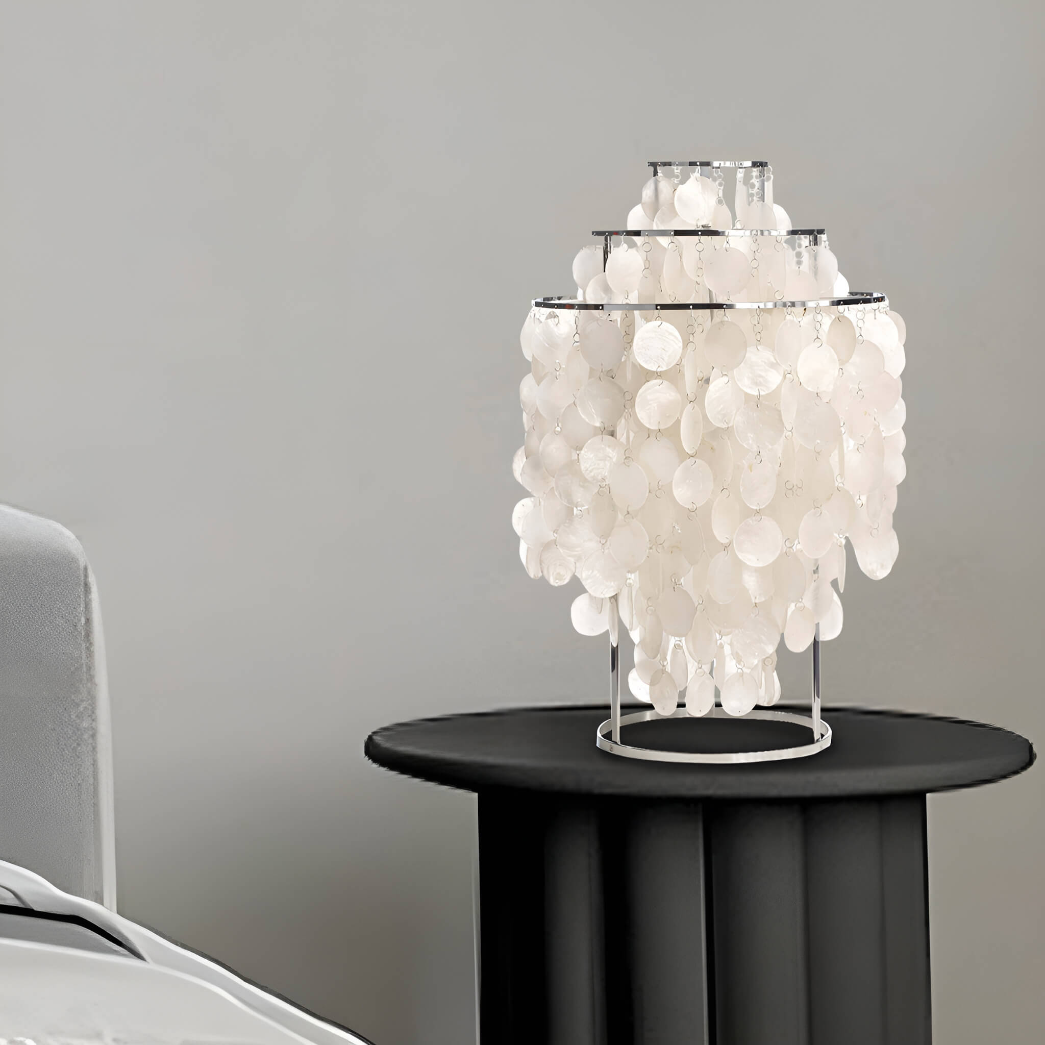 Modern Nordic Seashell Table Lamp | LumiMuse