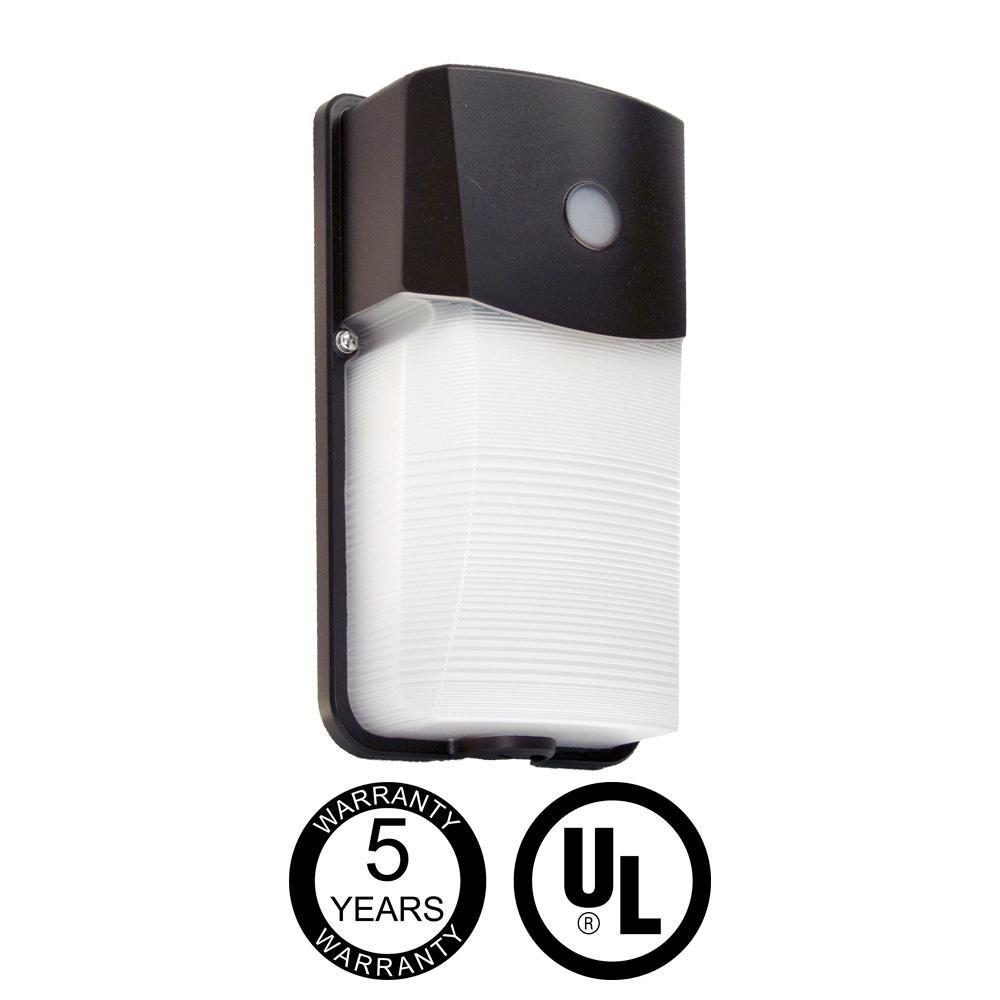 Energetic Lighting LED Mini Wall Pack - Bronze Finish | 20W | 2200 Lumens | 5000K - Lumimuse